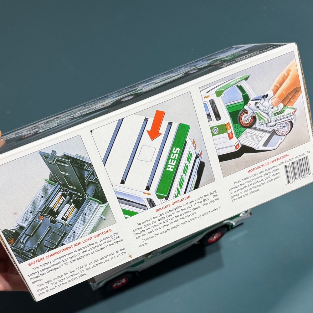 HESS White & Green Sport Utility Vehicle Toy - Picture 7 of 8